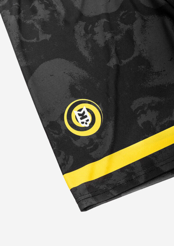 paranoia13 krckbrnd skulls shorts